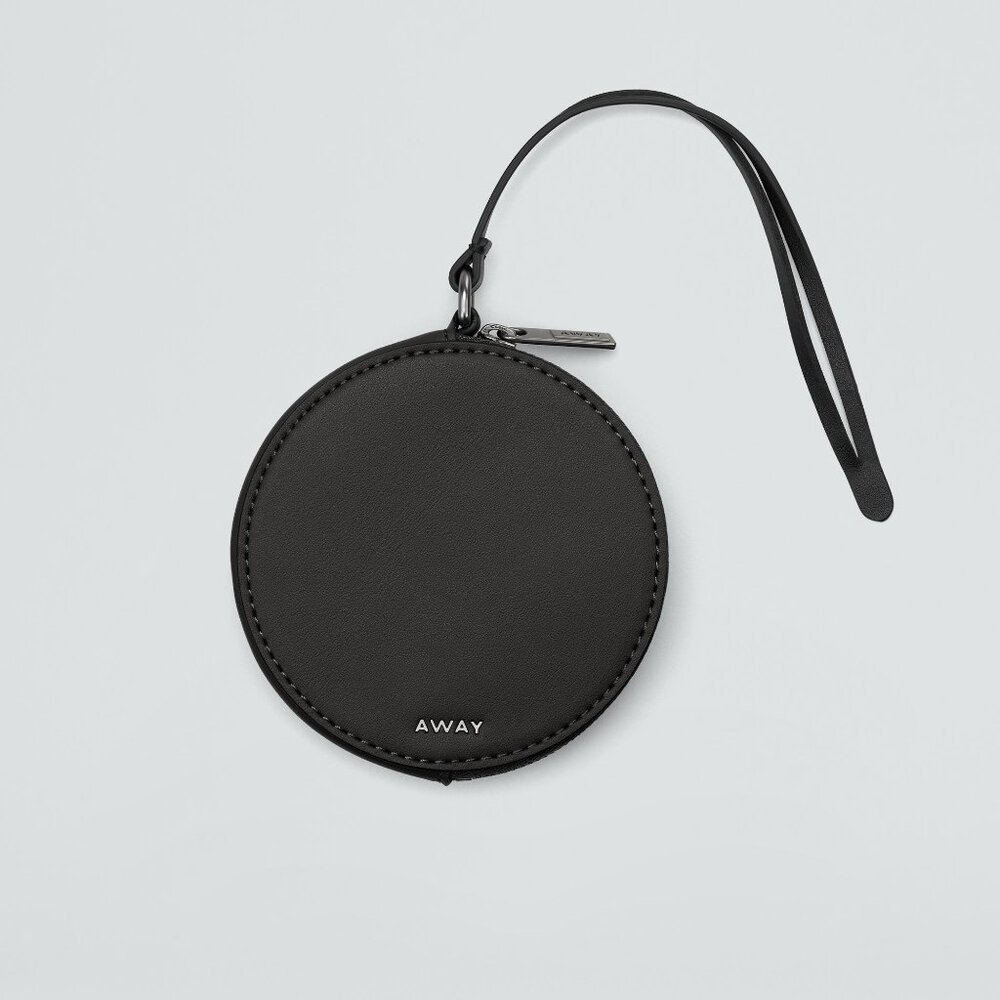 NEW without tags AWAY The Circle Zip Pouch in Black